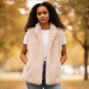 Ashley by 26 International Soft Faux Sherpa Tunic Vest